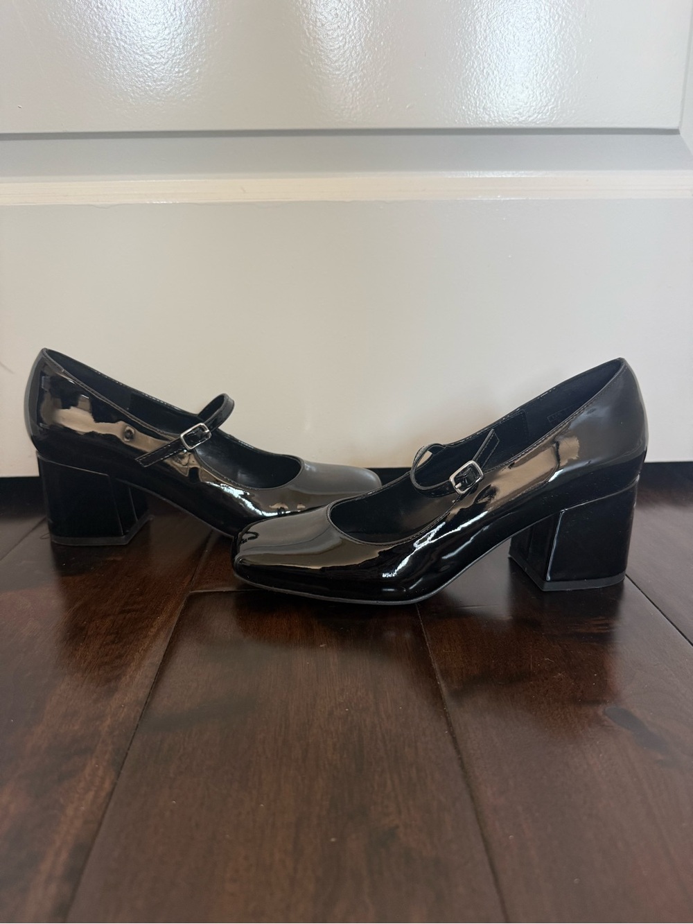 Jenn Ardor Black Patent Mary Jane Block Heels